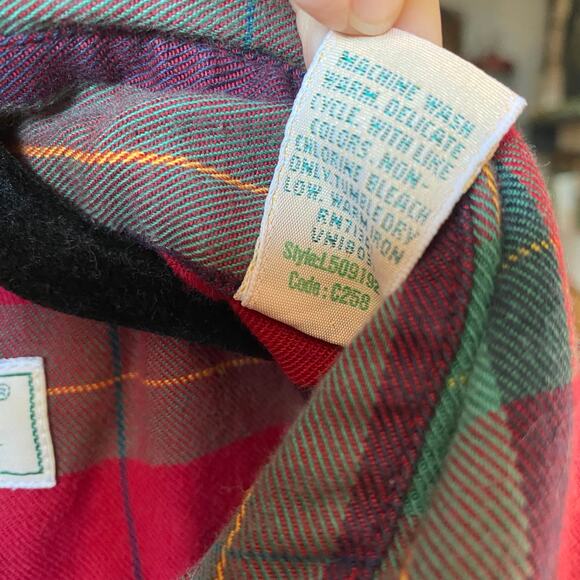 L.L. Bean Vintage Plaid Button Down Shirt Red Green Yellow Mens Size Medium - Picture 5 of 7